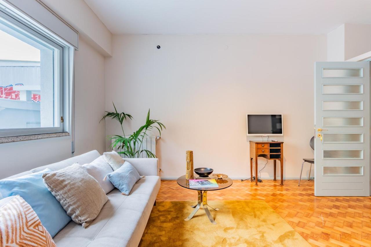 Unique Modernist Duplex Apartment & Parking Porto Exterior photo